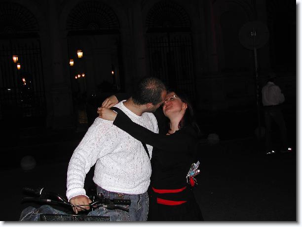 Clicca per scorrere le foto originali ingrandite