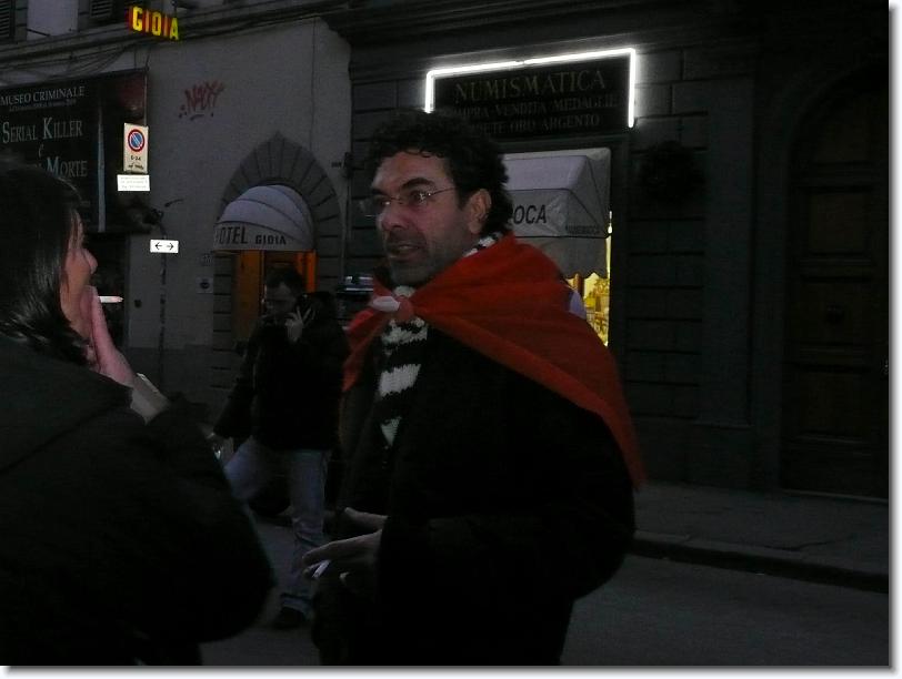Clicca per scorrere le foto originali ingrandite