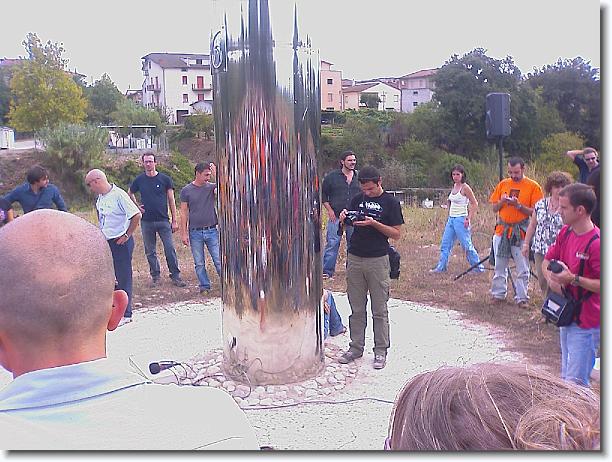 Clicca per scorrere le foto originali ingrandite