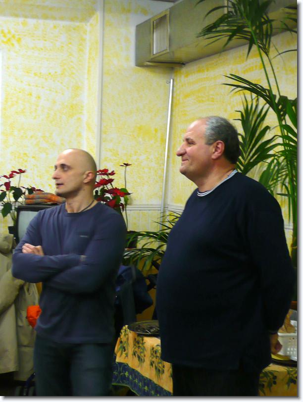 Clicca per scorrere le foto originali ingrandite